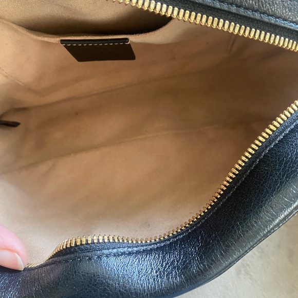 GUCCI GG Marmont crossbody/shoulder bag - Picture 9 of 15